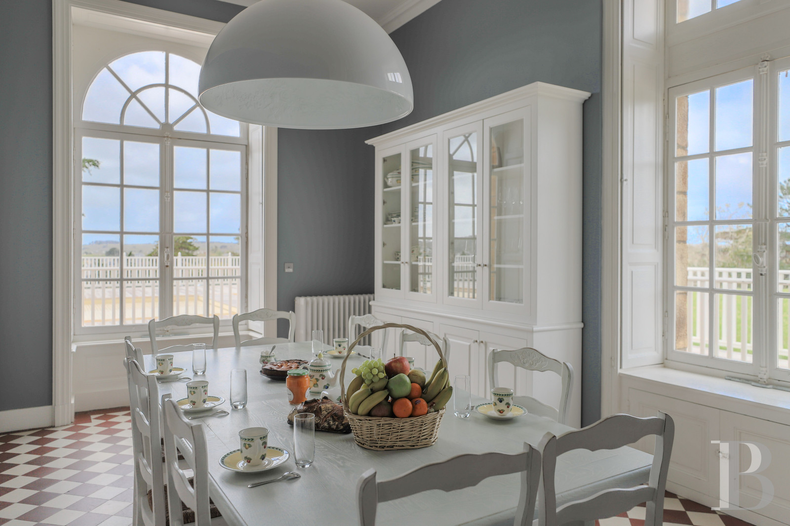 An early 19th century manor house overlooking the Bay of Douarnenez on the Crozon peninsula in Finistère - photo  n°14